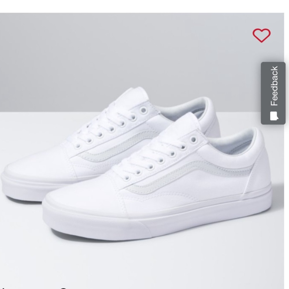 All white old skool vans. Size 8 women’s. Great condition!
